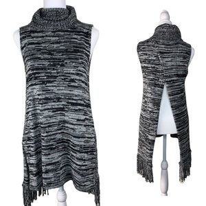 New York & company armless sweater open half back